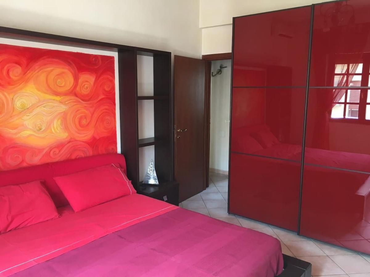 Casa Delfino - Appartamento Centro Storico A Due Passi Dalla Spiaggia & Mare, Porto & Ferrovia Civitavecchia Dış mekan fotoğraf