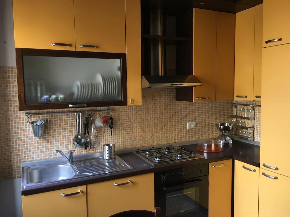 Casa Delfino - Appartamento Centro Storico A Due Passi Dalla Spiaggia & Mare, Porto & Ferrovia Civitavecchia Dış mekan fotoğraf