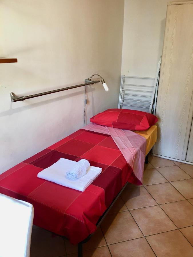 Casa Delfino - Appartamento Centro Storico A Due Passi Dalla Spiaggia & Mare, Porto & Ferrovia Civitavecchia Dış mekan fotoğraf
