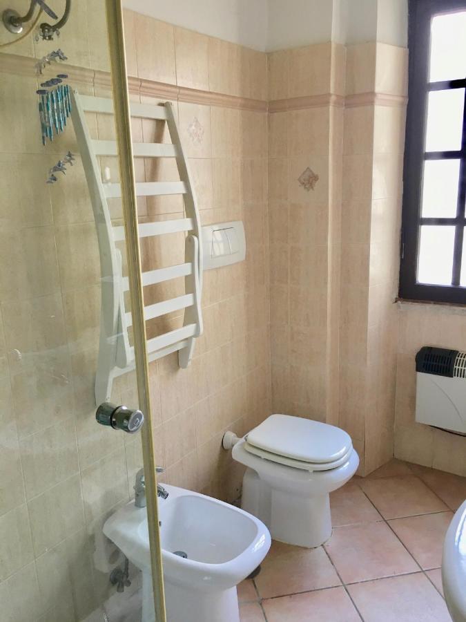Casa Delfino - Appartamento Centro Storico A Due Passi Dalla Spiaggia & Mare, Porto & Ferrovia Civitavecchia Dış mekan fotoğraf