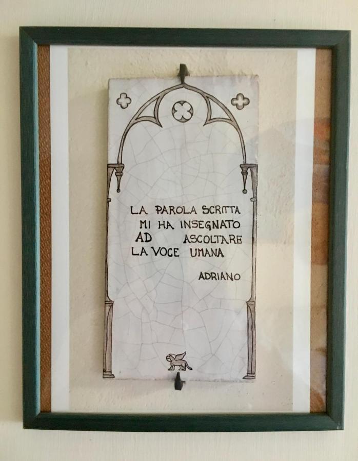 Casa Delfino - Appartamento Centro Storico A Due Passi Dalla Spiaggia & Mare, Porto & Ferrovia Civitavecchia Dış mekan fotoğraf